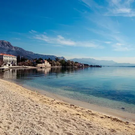 Stacija Hotel Kaštela