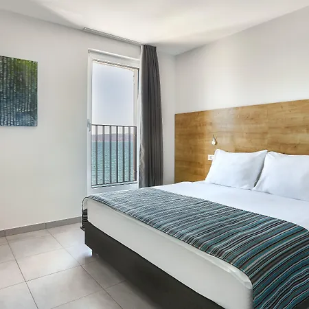 Stacija Hotel 3*