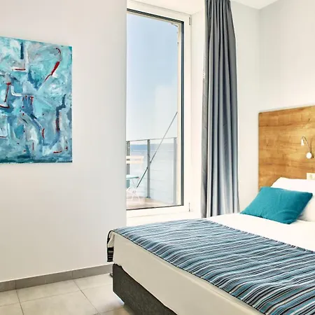 Stacija 3* Kastela
