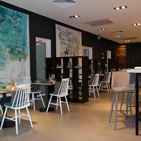 Hotel Stacija Kaštela