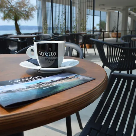 Stacija Hotel 3*