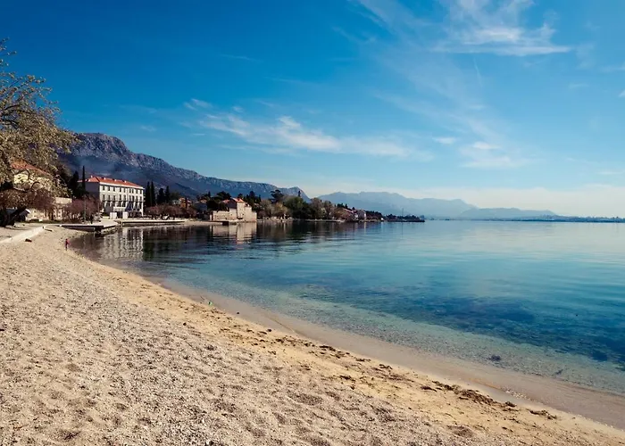 Stacija Hotel Kastela