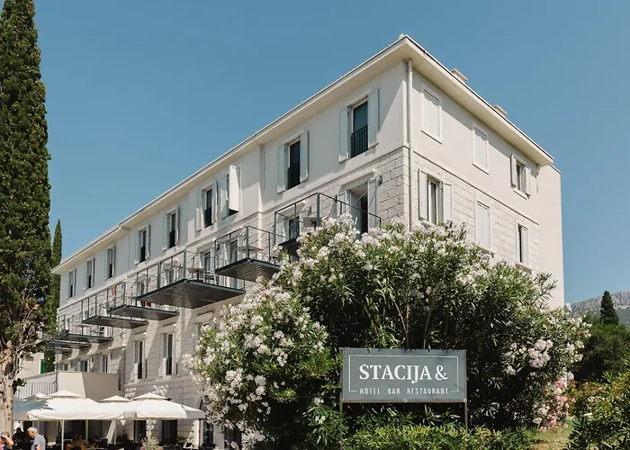 Stacija Hotel Kastela