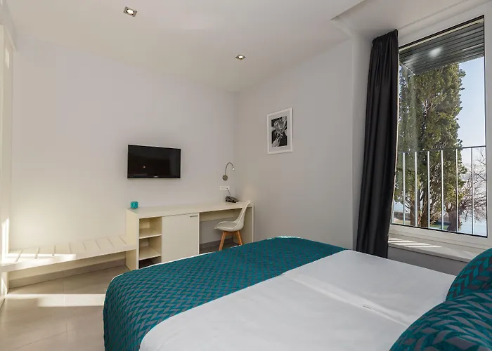 Stacija Hotel Kastela