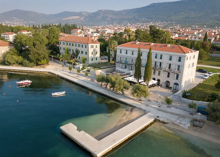 Stacija Hotel Kastela